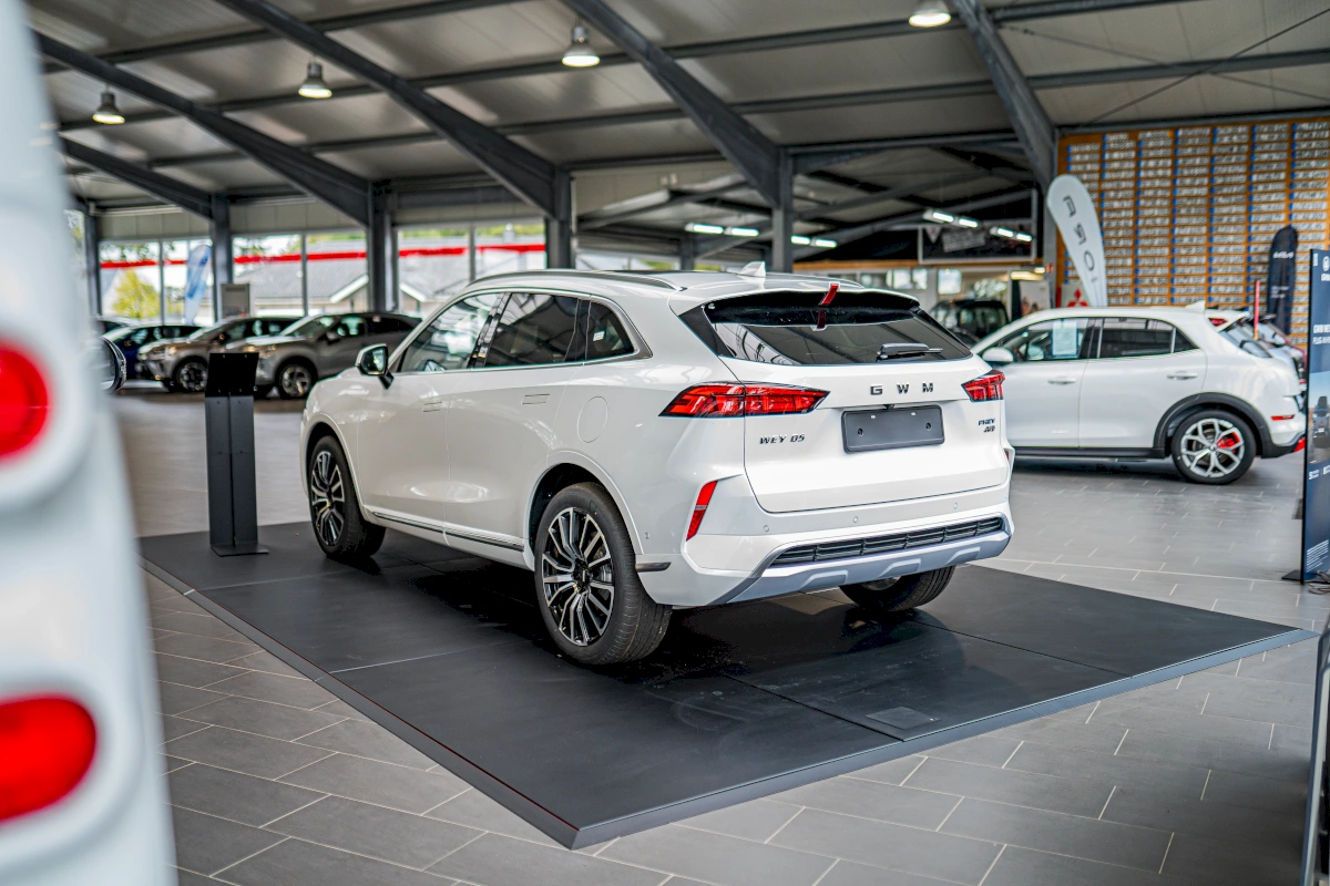 Neuwagen beim Auto-Center Schmidt